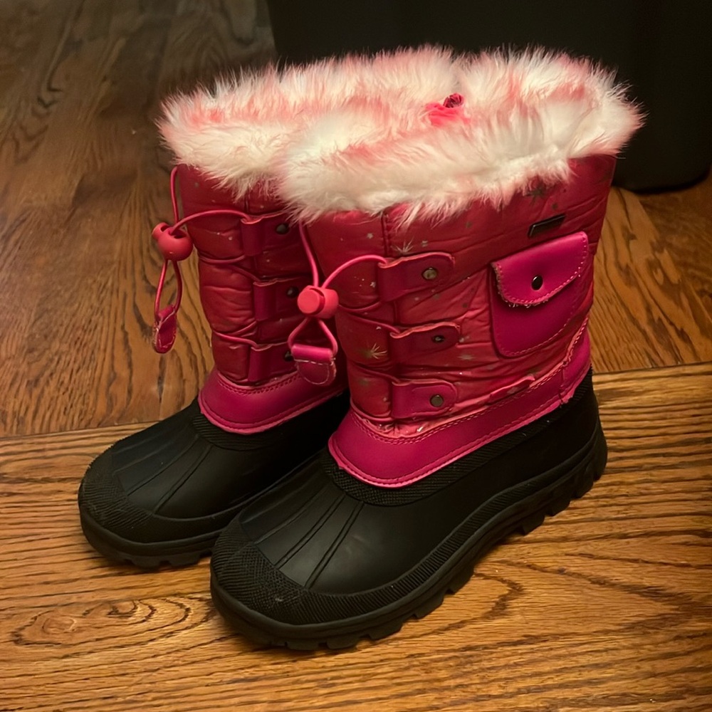 Girls hot pink snow boots